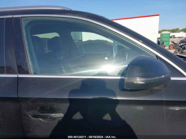 WA1BNAFY5K2121556 Audi Q5 45 Premium
