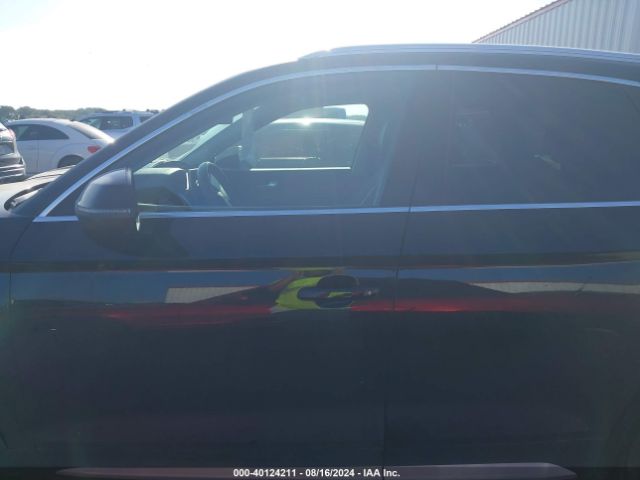 WA1BNAFY5K2121556 Audi Q5 45 Premium