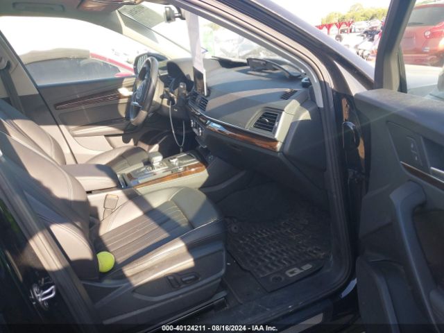 WA1BNAFY5K2121556 Audi Q5 45 Premium