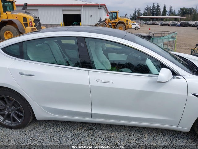 Tesla Model 3 Long Range Dual Motor All-wheel Drive 2020 5YJ3E1EB9LF742224 Image 13
