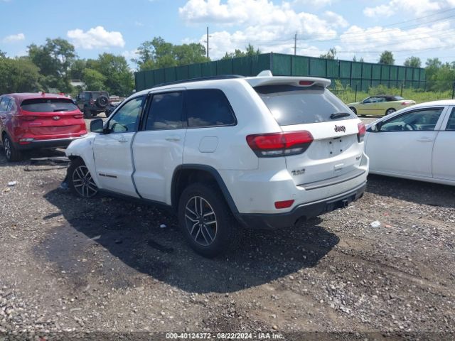 1C4RJFLT2KC849657 Jeep Grand Cherokee Trailhawk 4x4