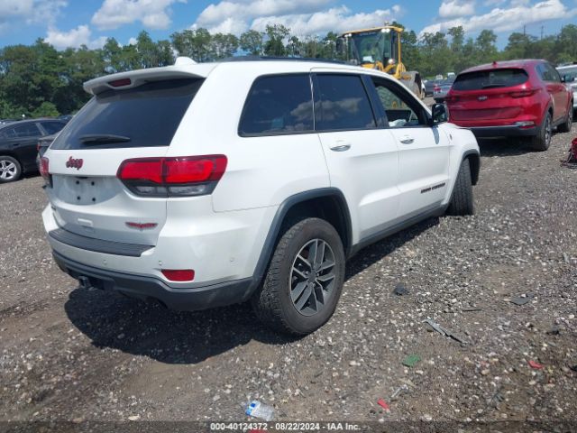 1C4RJFLT2KC849657 Jeep Grand Cherokee Trailhawk 4x4