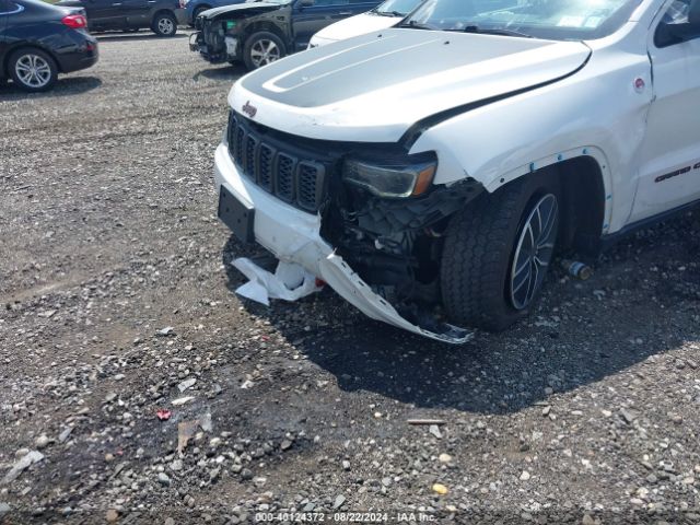 1C4RJFLT2KC849657 Jeep Grand Cherokee Trailhawk 4x4