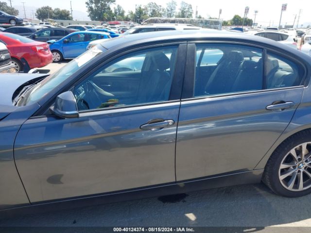 WBA8A9C53JAD26902 BMW 320i