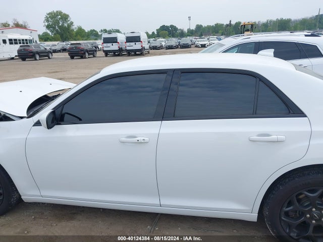 Chrysler 300 300s Awd 2019 2C3CCAGG2KH648892 Image 14