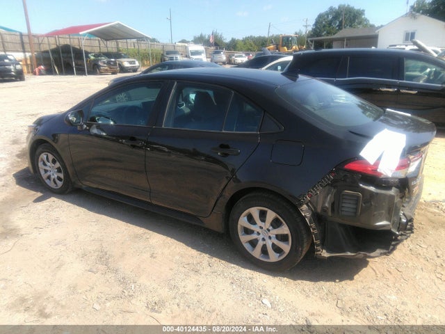 Toyota COROLLA LE 2021 5YFEPMAEXMP225248 Image 3