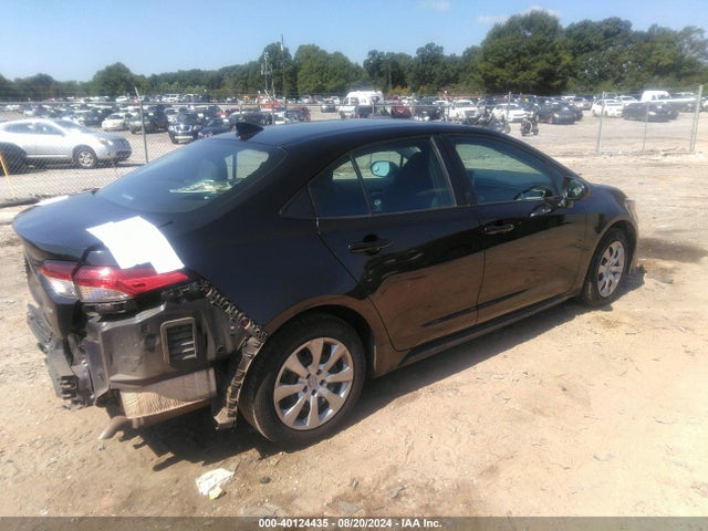 Toyota COROLLA LE 2021 5YFEPMAEXMP225248 Image 4