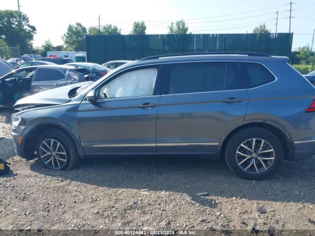 3VV2B7AX1JM222442 Volkswagen Tiguan 2.0t Se/2.0t Sel