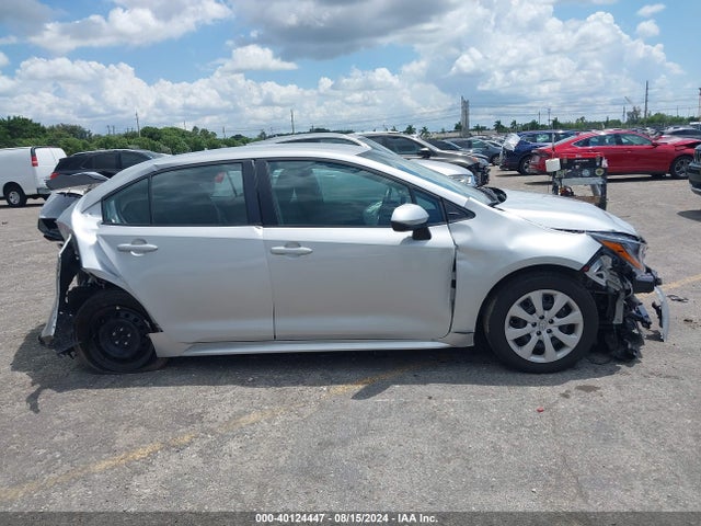Toyota COROLLA LE 2024 5YFB4MDE9RP185467 Image 13