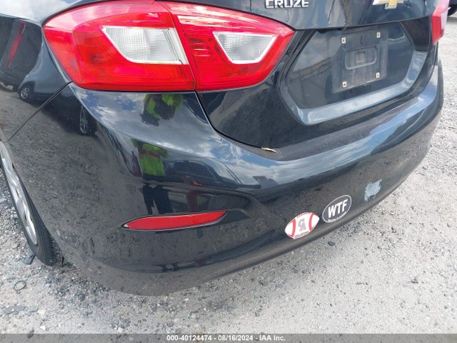 Chevrolet Cruze Ls Auto 2017 1G1BC5SM2H7132234 Image 6