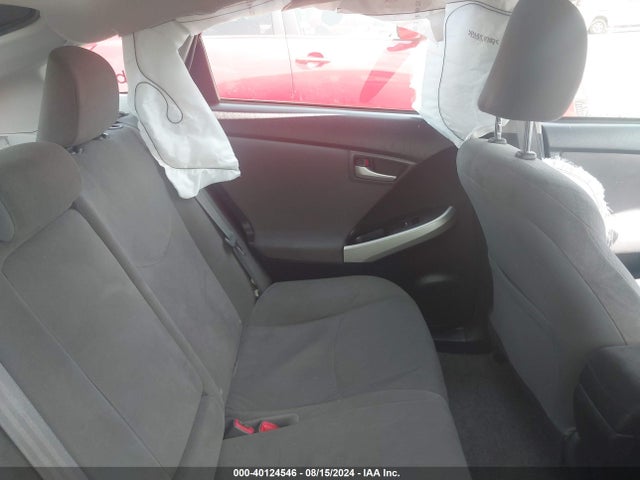 Toyota Prius Three 2015 JTDKN3DU1F0422182 Image 8