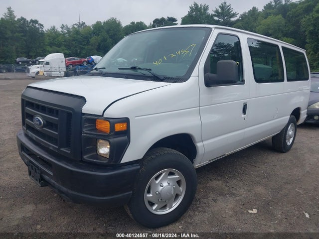 Ford E-250 Commercial 2014 1FTNE2EW1EDA82028 Image 2