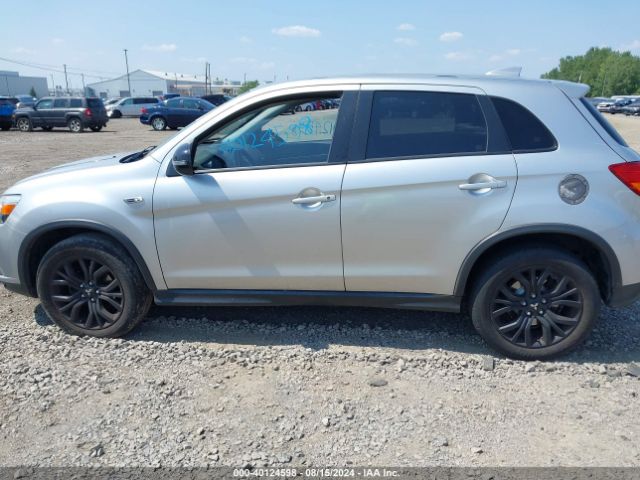 JA4AR3AU3KU028684 Mitsubishi Outlander Sport 2.0 Le