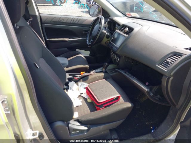 JA4AR3AU3KU028684 Mitsubishi Outlander Sport 2.0 Le