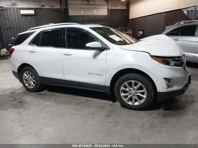 Chevrolet EQUINOX LT 2018 2GNAXSEV6J6312971 Image 13