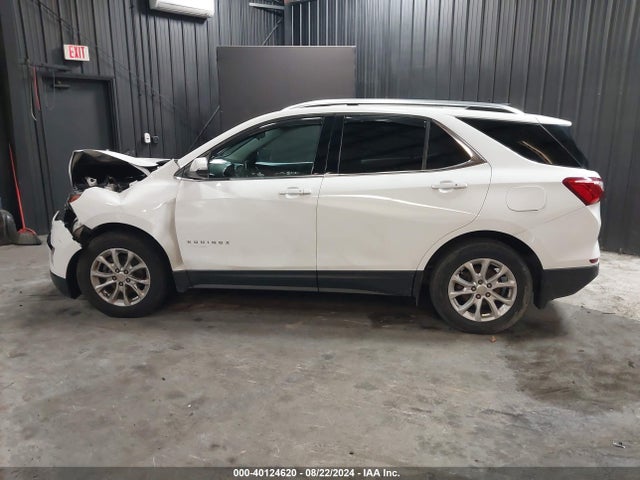 Chevrolet EQUINOX LT 2018 2GNAXSEV6J6312971 Image 14