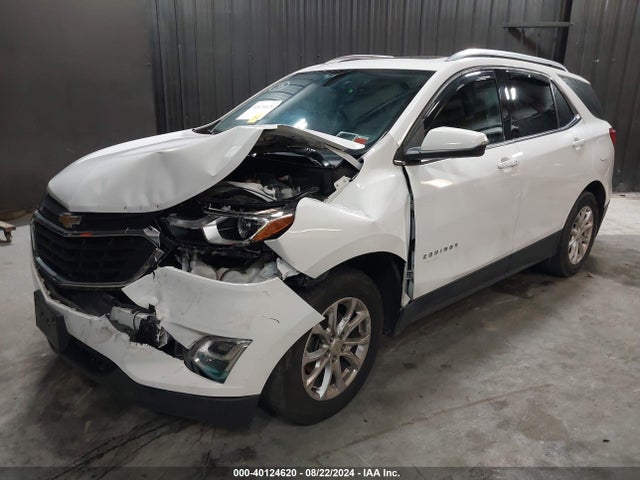 Chevrolet EQUINOX LT 2018 2GNAXSEV6J6312971 Image 2