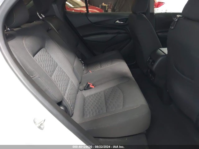 Chevrolet EQUINOX LT 2018 2GNAXSEV6J6312971 Image 8