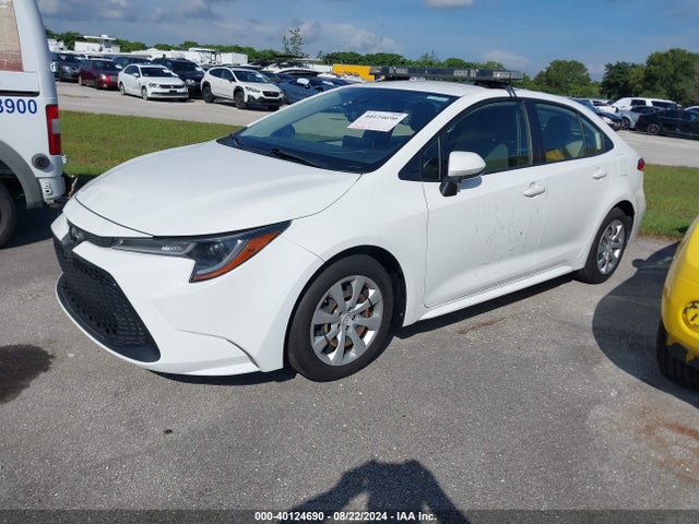 Toyota COROLLA LE 2021 JTDEPMAE5MJ187027 Image 2