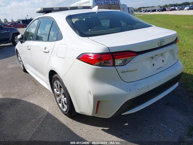 Toyota COROLLA LE 2021 JTDEPMAE5MJ187027 Image 3