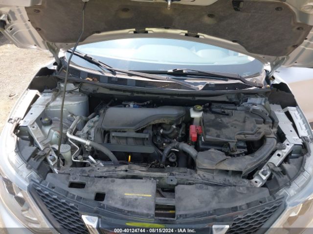 JN1BJ1CR0JW260180 Nissan Rogue Sport S