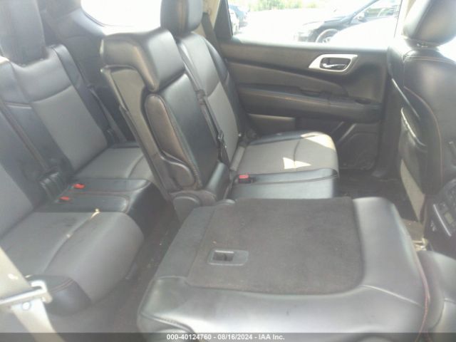 5N1DR2MM5KC654070 Nissan Pathfinder Sv