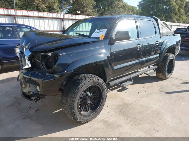 Toyota Tacoma Double Cab 2014 5TFJX4GN0EX027089 Image 2