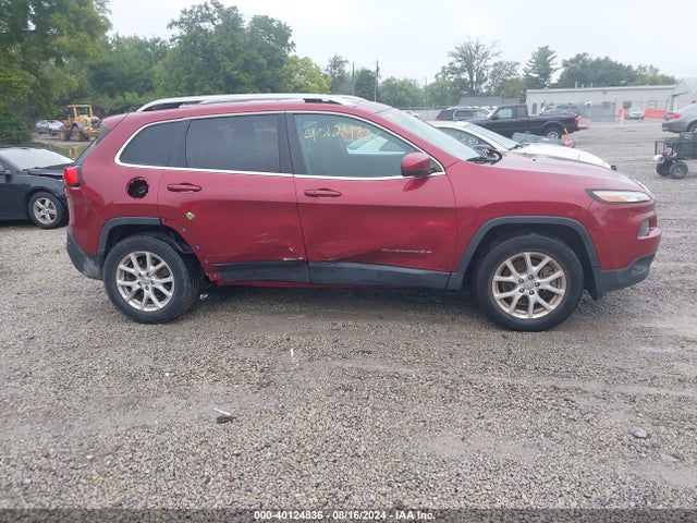 1C4PJMCS0HD217410 Jeep Cherokee Latitude 4x4