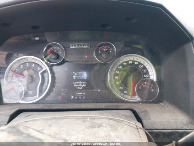 3C6UR5FLXJG326625 RAM 2500 Laramie  4x4 6'4 Box
