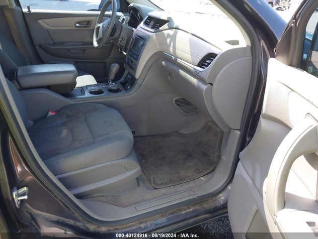 Chevrolet Traverse Ls 2017 1GNKRFED7HJ222139 Image 5