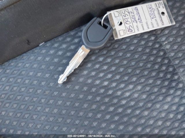 JA4AD2A33HZ050955 Mitsubishi Outlander Es