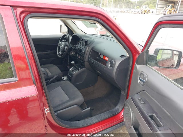 1C4NJPBB9FD358662 Jeep Patriot Sport