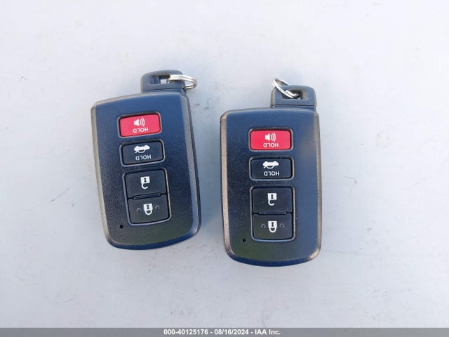 Toyota COROLLA LE 2017 5YFBURHE2HP606757 Image 11