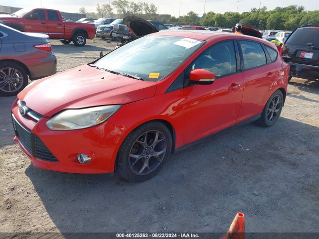 Ford FOCUS SE 2014 1FADP3K24EL134969 Image 2