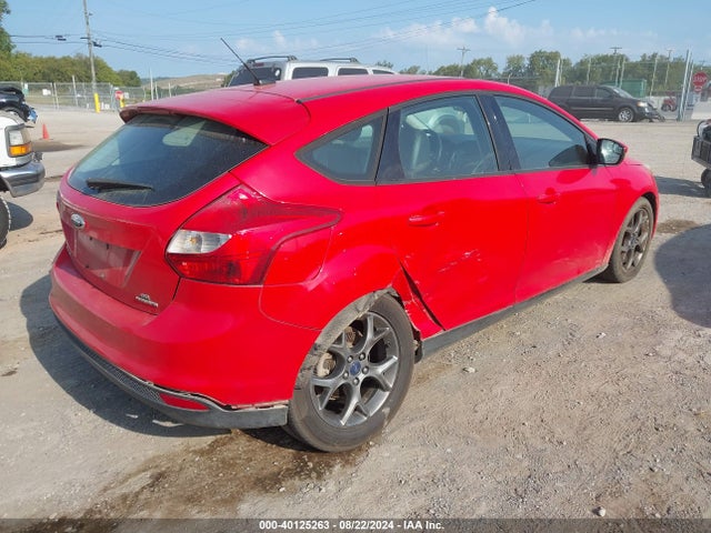 Ford FOCUS SE 2014 1FADP3K24EL134969 Image 4