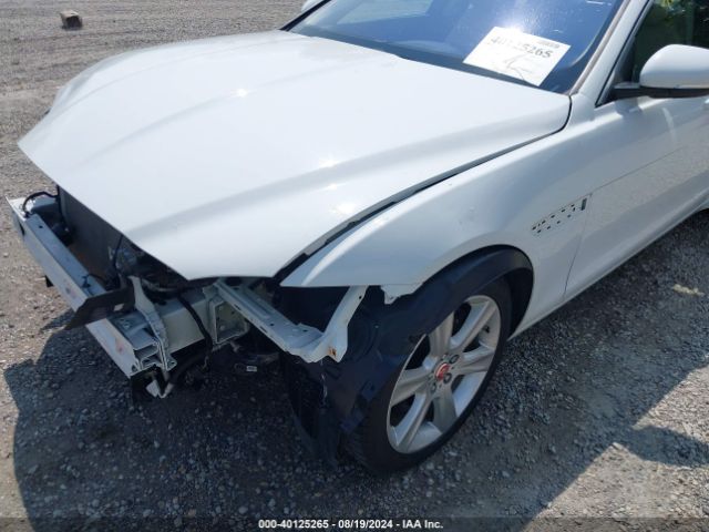 SAJAJ4FX5KCP49750 Jaguar Xe 25t Premium