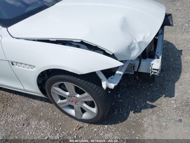 SAJAJ4FX5KCP49750 Jaguar Xe 25t Premium