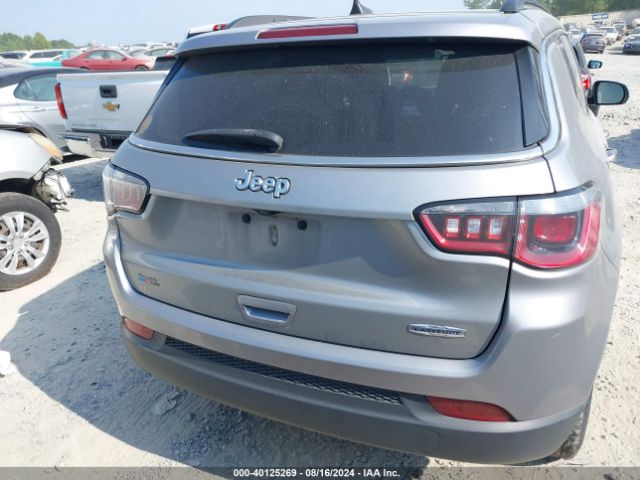 3C4NJCBB1KT793818 Jeep Compass Sun And Wheel Fwd