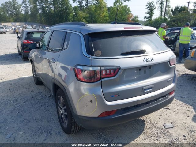 3C4NJCBB1KT793818 Jeep Compass Sun And Wheel Fwd
