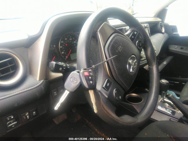 Toyota Rav4 Xle 2015 2T3RFREVXFW295417 Image 11
