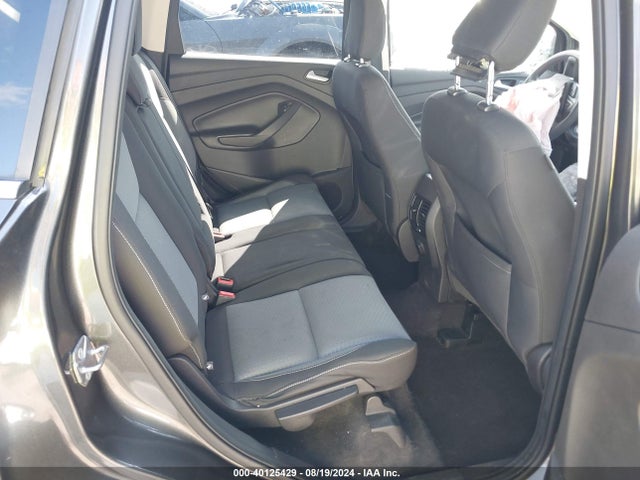 1FMCU0GD6JUB40411 Ford ESCAPE SE
