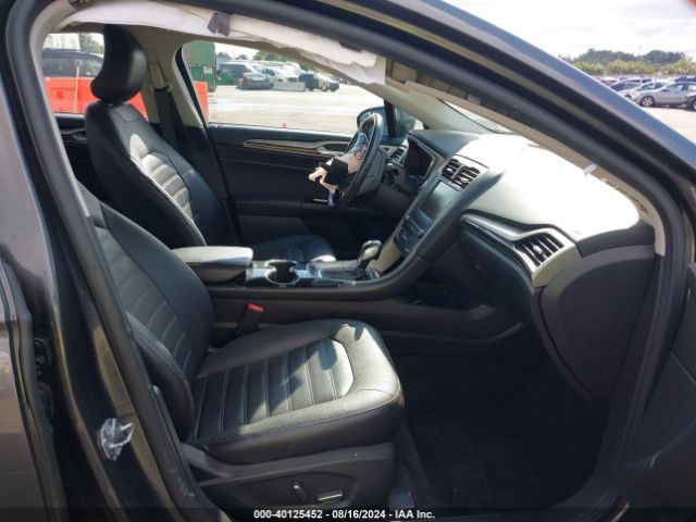 3FA6P0HDXGR106162 Ford FUSION SE