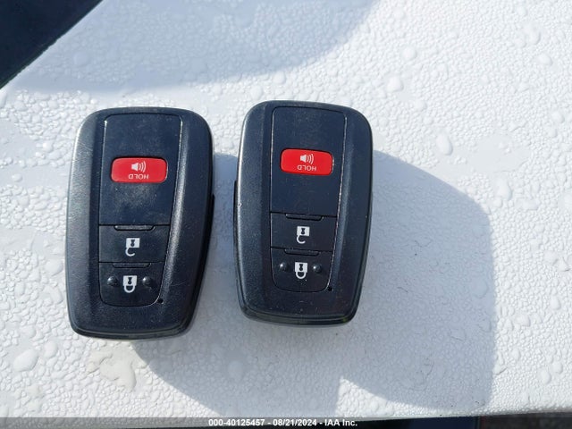Toyota Prius Xle Awd-e 2020 JTDL9RFUXL3021698 Image 11