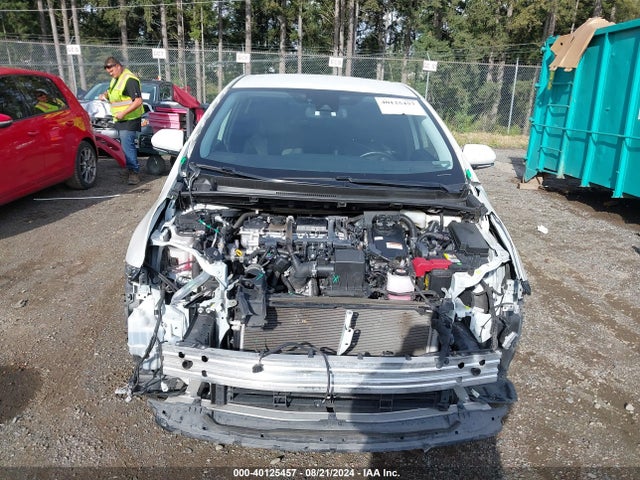 Toyota Prius Xle Awd-e 2020 JTDL9RFUXL3021698 Image 13