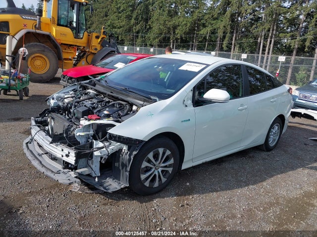 Toyota Prius Xle Awd-e 2020 JTDL9RFUXL3021698 Image 2
