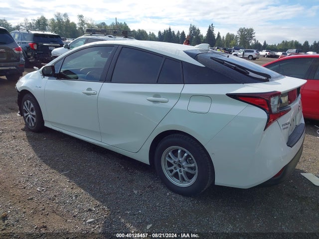 Toyota Prius Xle Awd-e 2020 JTDL9RFUXL3021698 Image 3