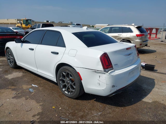 2C3CCAGG9GH217036 Chrysler 300 300s