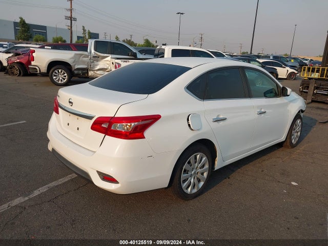 Nissan SENTRA S 2018 3N1AB7AP0JY283075 Image 4