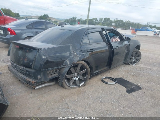 2C3CCAGG5EH381607 Chrysler 300 300s