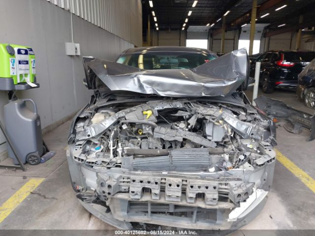 1FADP3N29JL213513 Ford Focus Titanium